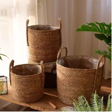 Handmade seagrass woven plant pot